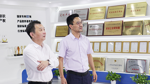 杭州市农业农村局党组书记、局长柴世民一行莅临1929cc威尼斯云农参观考察