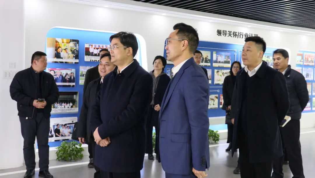 拱墅区委书记李志龙一行莅临1929cc威尼斯云农调研