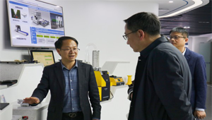 杭州市科技局党组成员、副局长楼立群一行莅临1929cc威尼斯云农考察调研